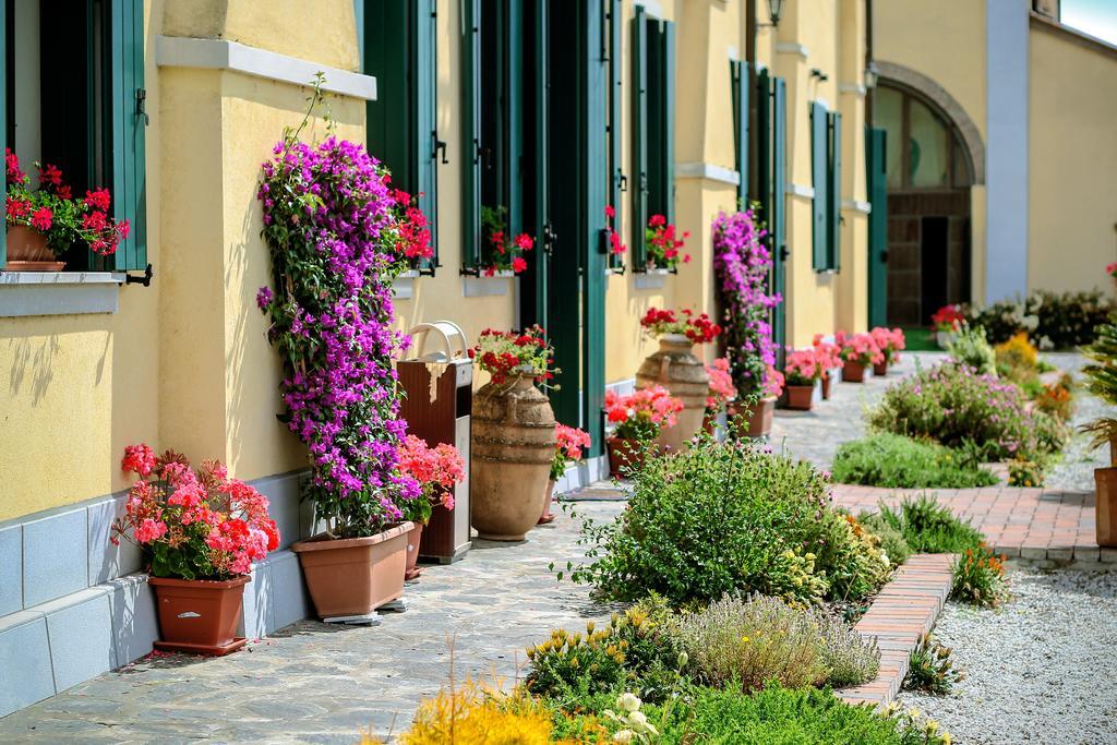 Millefiori La Corte Delle Rose Rovigo Exterior foto